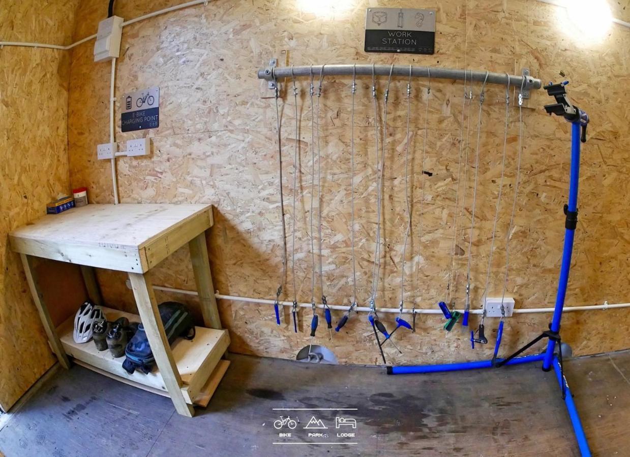 Bike Park Lodge #2 Merthyr Tydfil Exteriör bild